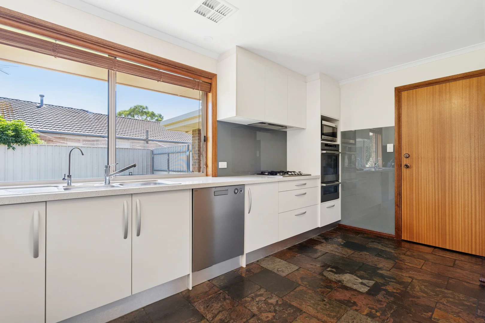 Additional image 4 of 34 Foxfield Drive, Onkaparinga Hills SA 5163