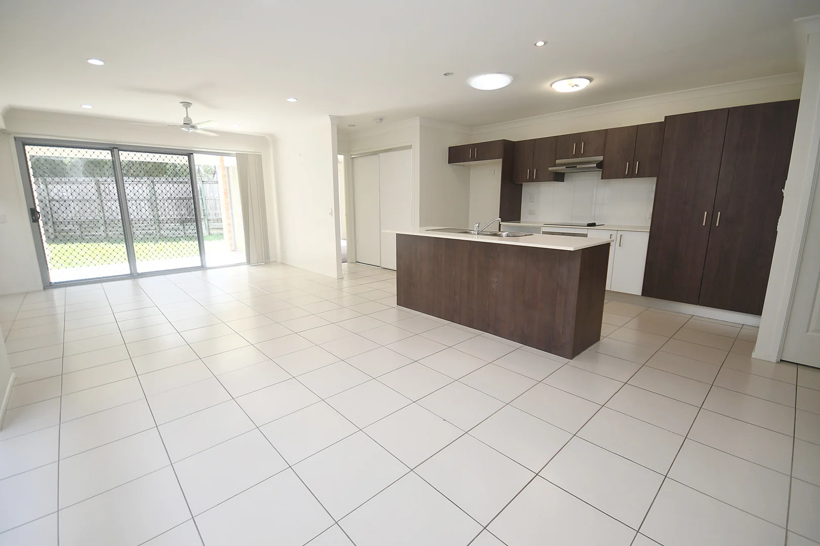 Additional image 3 of 168/230 Pulgul Street, Urangan QLD 4655