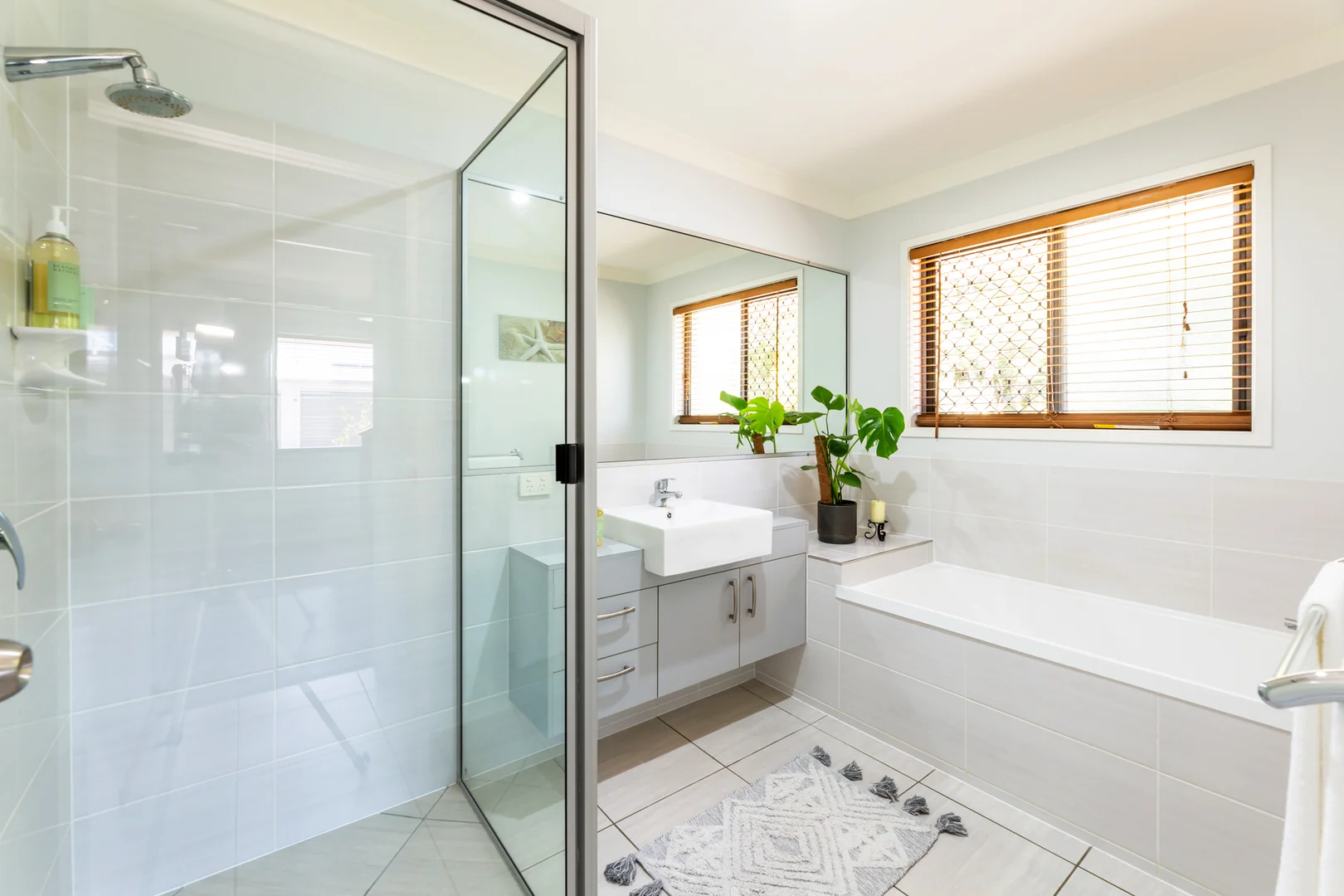 Additional image 24 of 44 Gibsons Rd, Burnett Heads QLD 4670