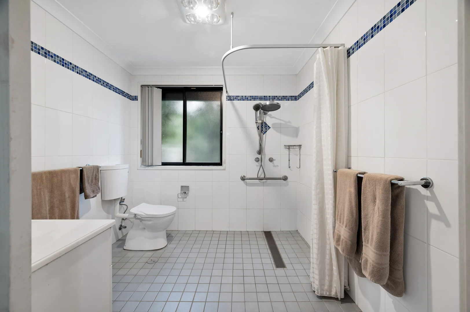 Additional image 11 of 14 Styles Crescent, Minto NSW 2566