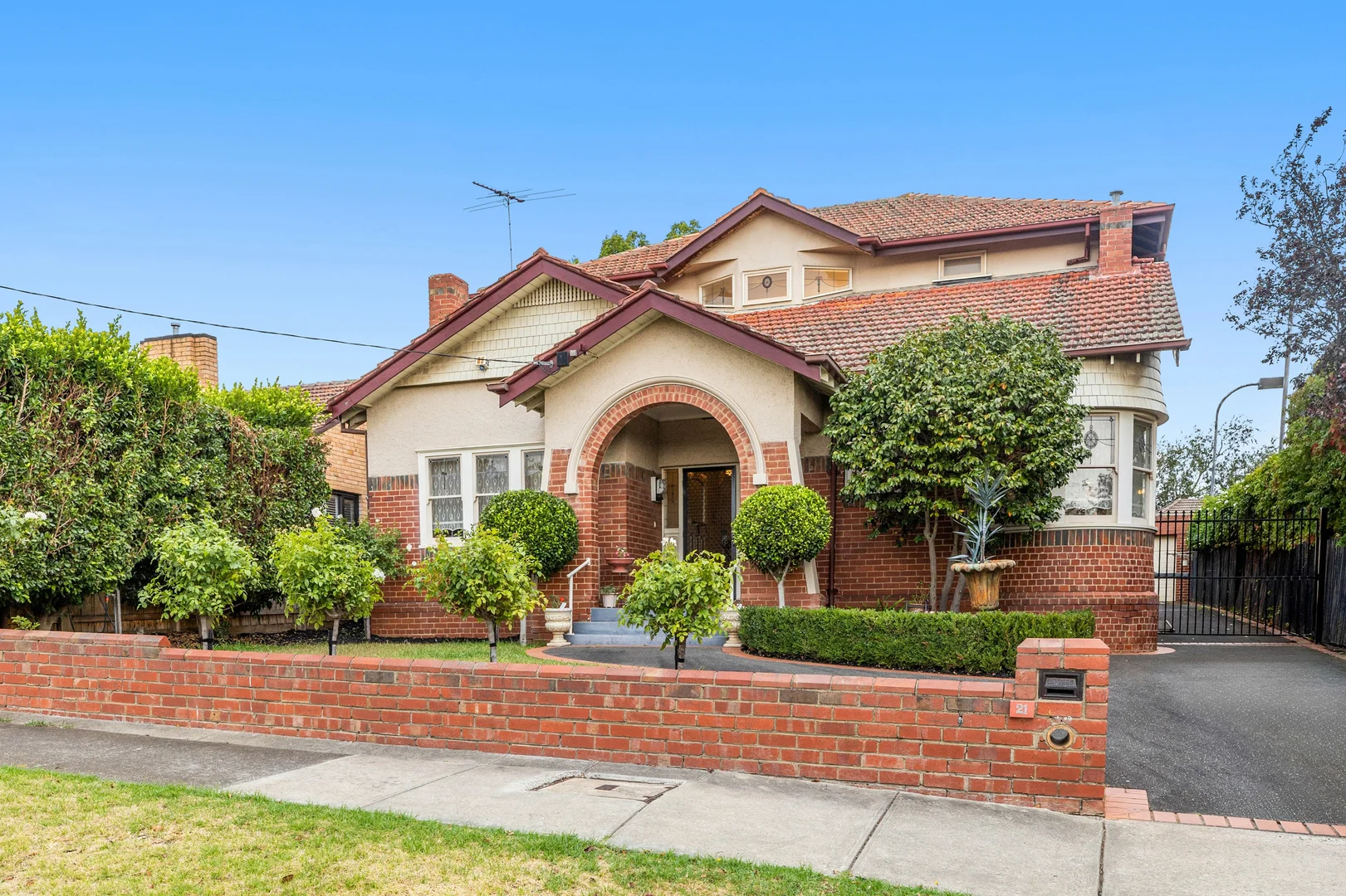 21 Downes Street, Strathmore VIC 3041