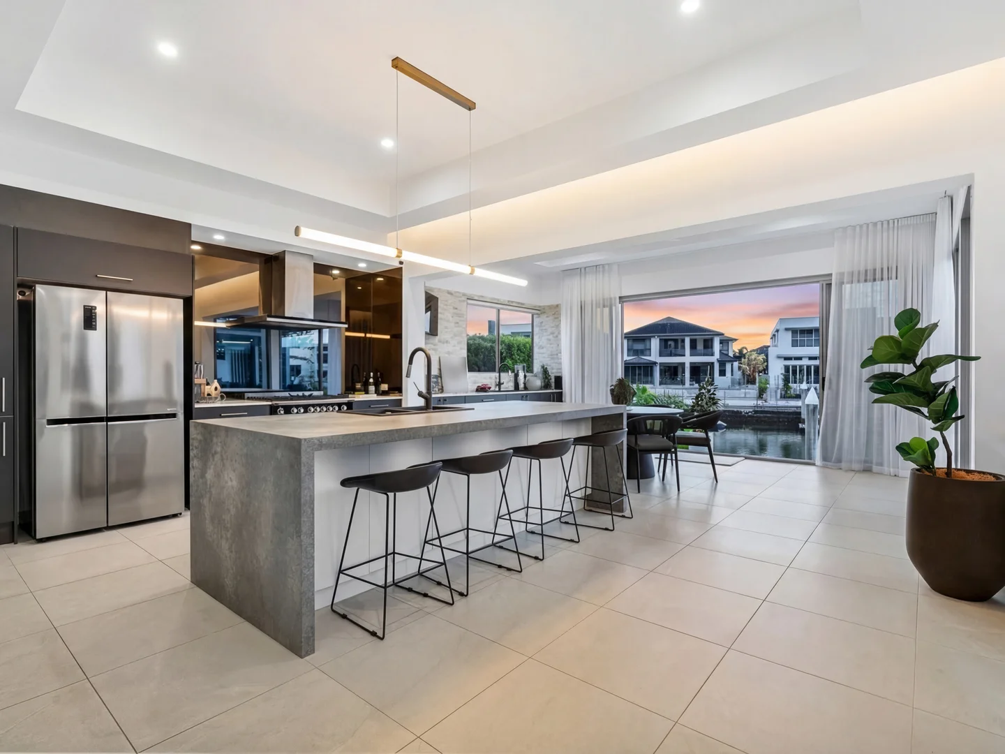 Additional image 9 of 19 Knightsbridge Parade East, Sovereign Islands QLD 4216