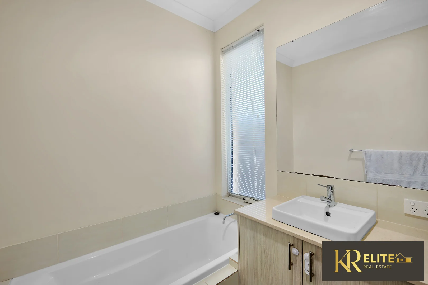 Additional image 21 of 14 Wolfson Way, Piara Waters WA 6112