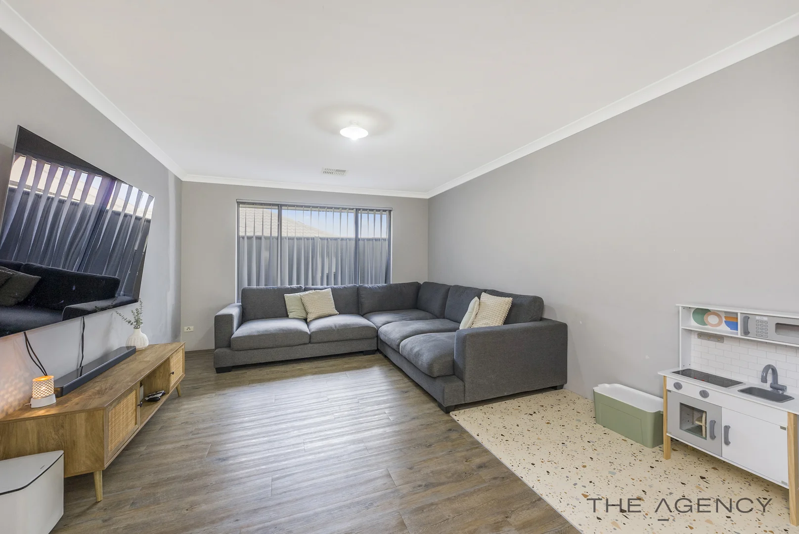 Additional image 13 of 269 Lake Valley Drive, Lakelands WA 6180