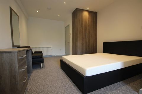 Narborough Road, Leicester LE3, Studio to rent