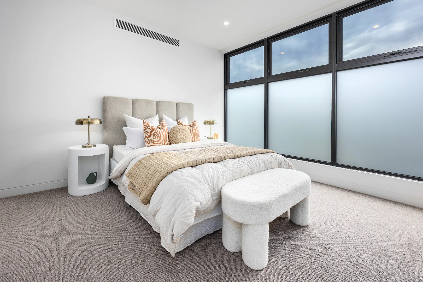 Additional image 6 of 2/32 Kambrook Road, Caulfield North VIC 3161