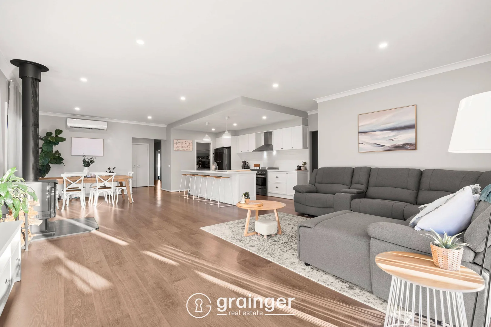 Additional image 8 of 9 Castle Close, Tooradin VIC 3980