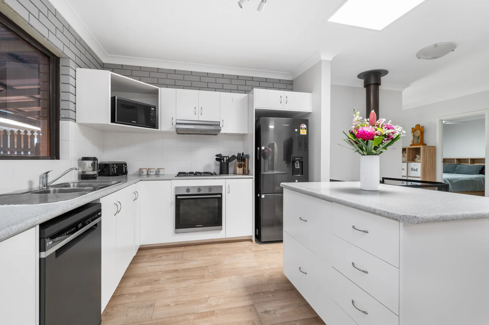 Additional image 6 of 29 Shaw Street, West Lamington WA 6430