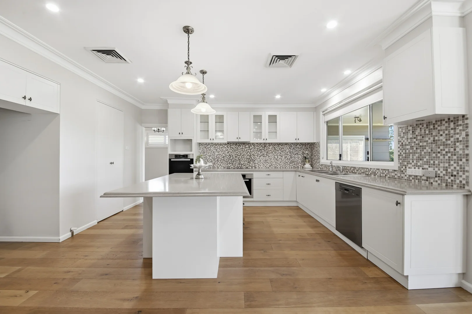 Additional image 8 of 12 Lumsdaine Street, Picton NSW 2571