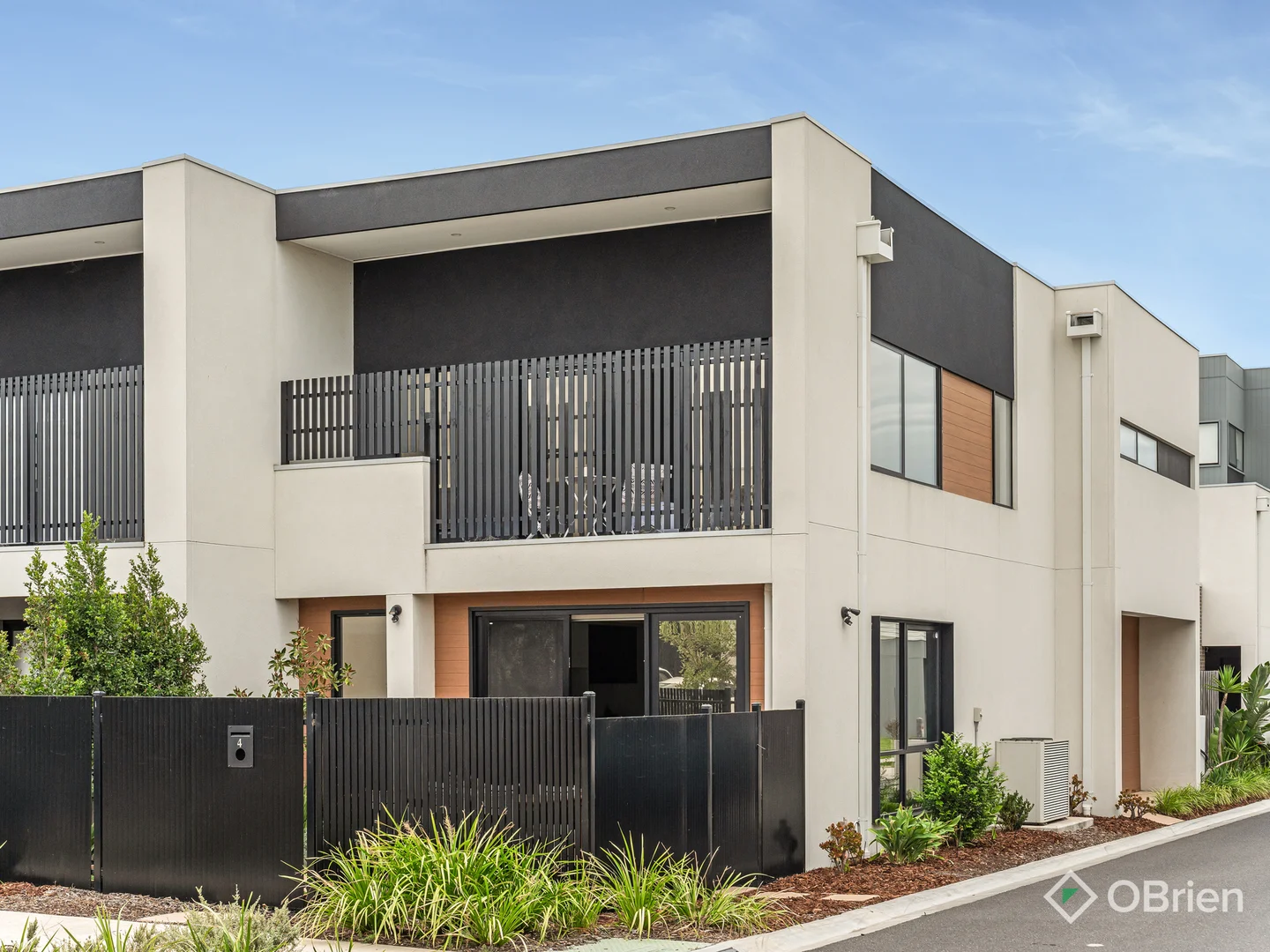 Additional image 12 of 4 Surfers Crescent, Carrum Downs VIC 3201