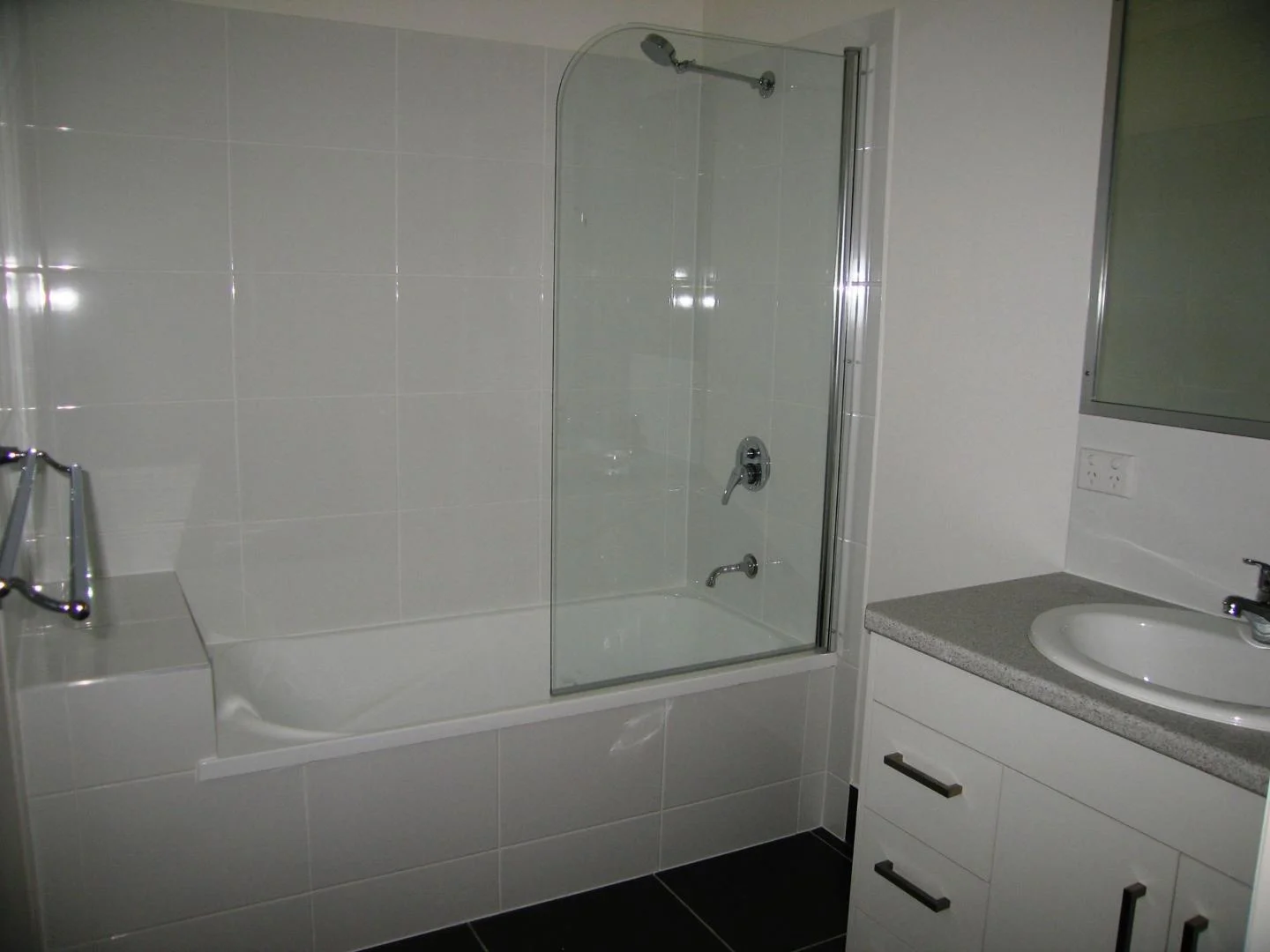 Additional image 11 of 2/28 Blain Street, Blackwater QLD 4717