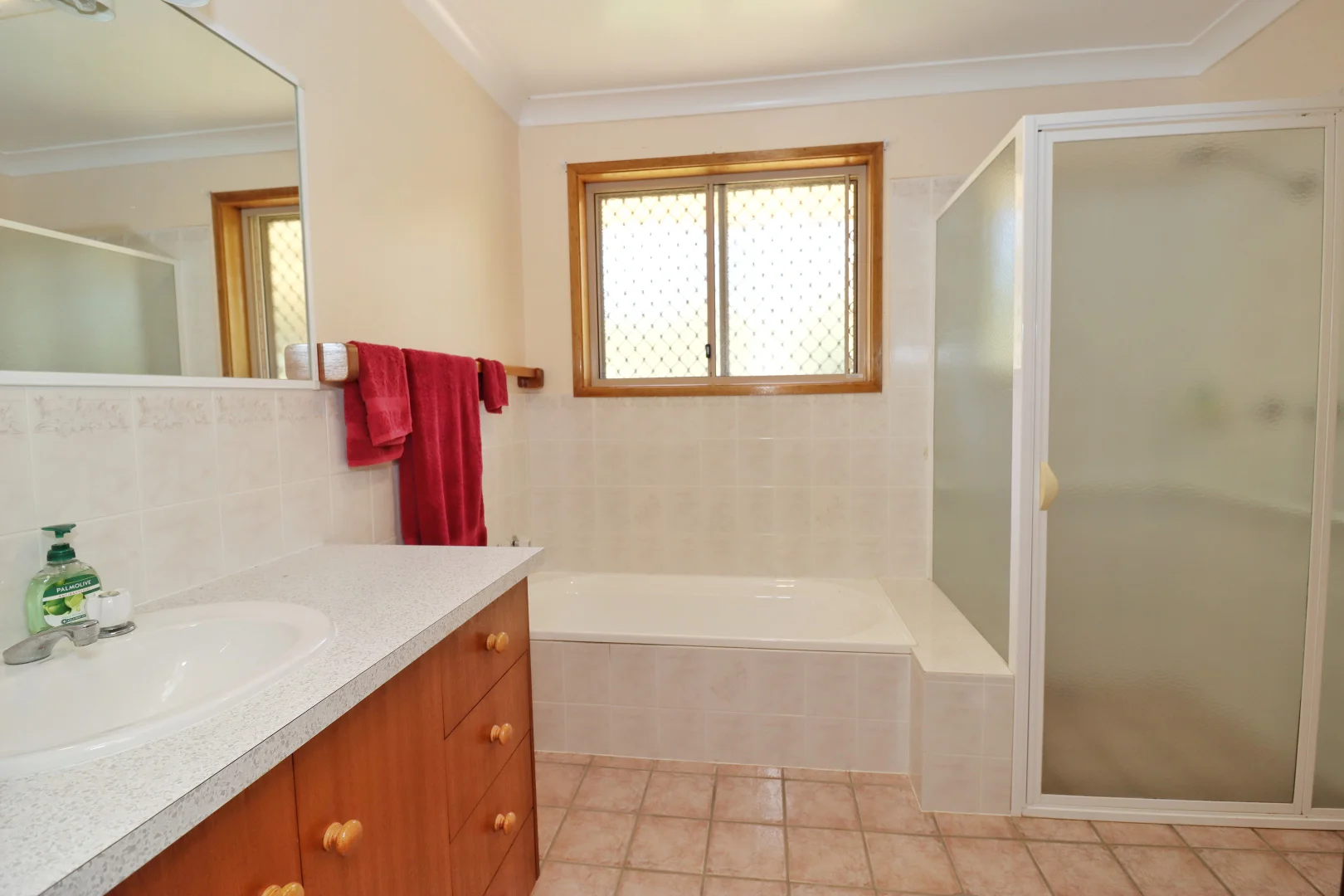 Additional image 11 of 8 Grevillea Close, Cowra NSW 2794