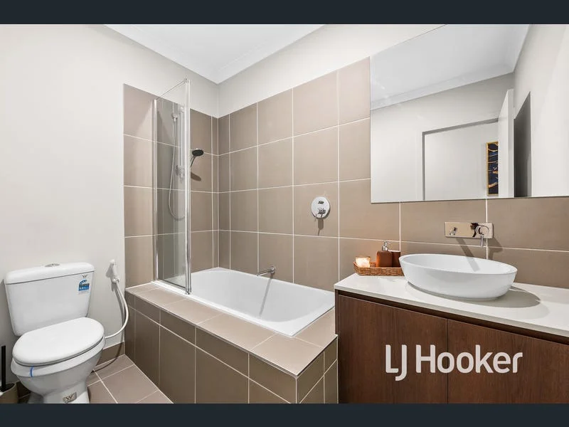 Additional image 11 of 8 Compass Rise, Hampton Park VIC 3976