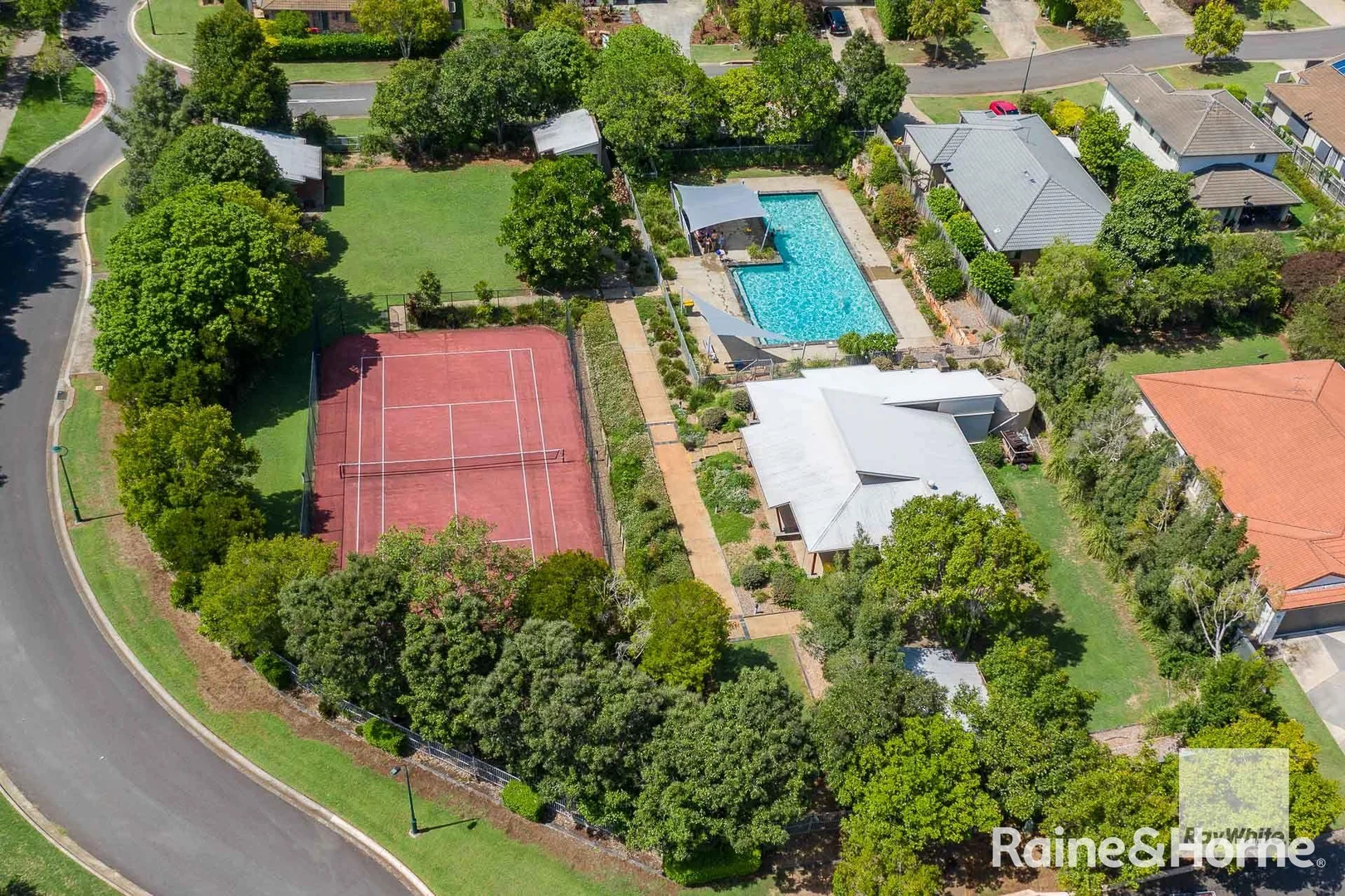 Additional image 17 of 4 Pelorus Street, Redland Bay QLD 4165