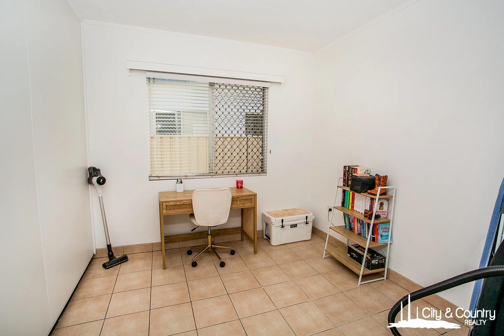 Additional image 5 of Unit 1-4/106-108 Webb St, Mount Isa QLD 4825