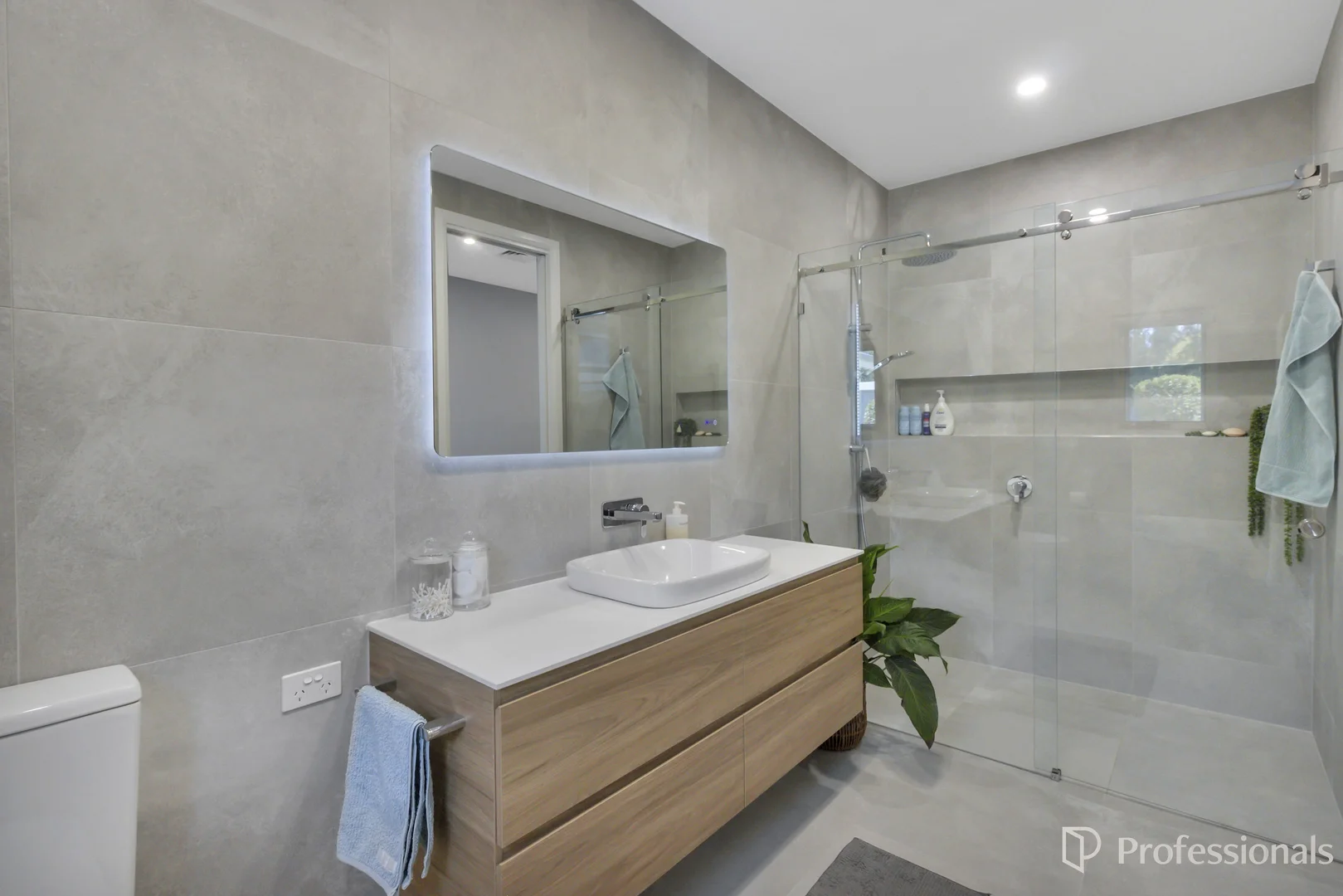 Additional image 23 of 29 Plunkett Drive, Lake Albert NSW 2650