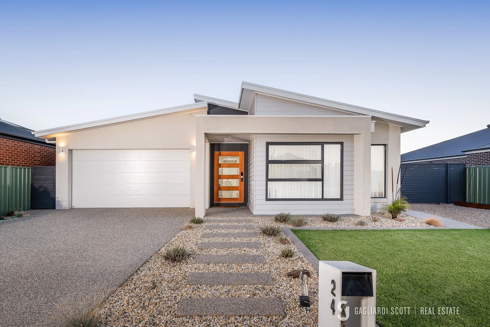 24 Egret Drive, Kialla VIC 3631