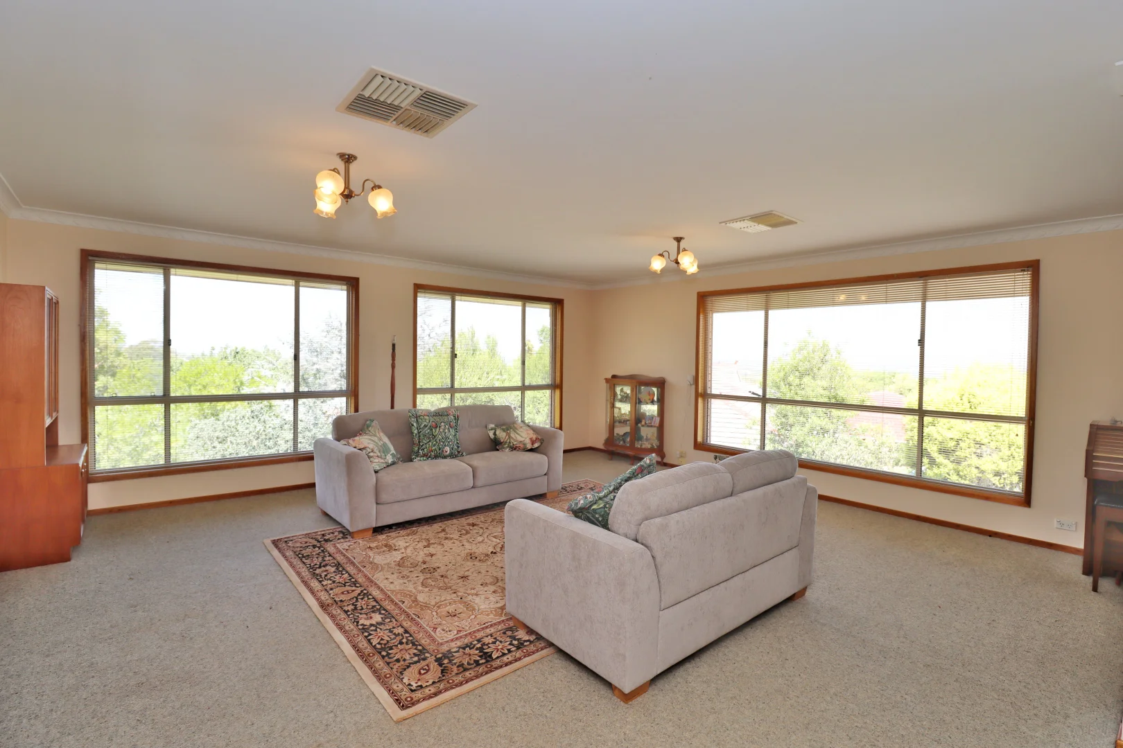 Additional image 2 of 8 Grevillea Close, Cowra NSW 2794