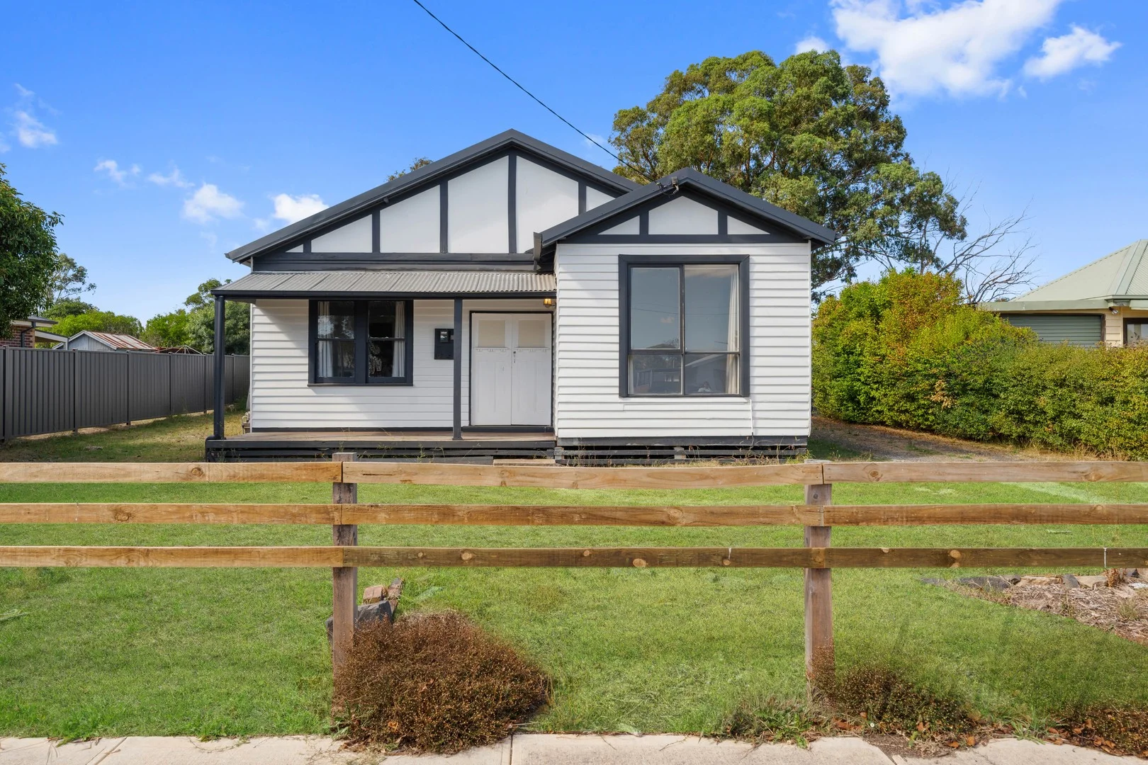 14 Sutherland Street,, Broadford VIC 3658
