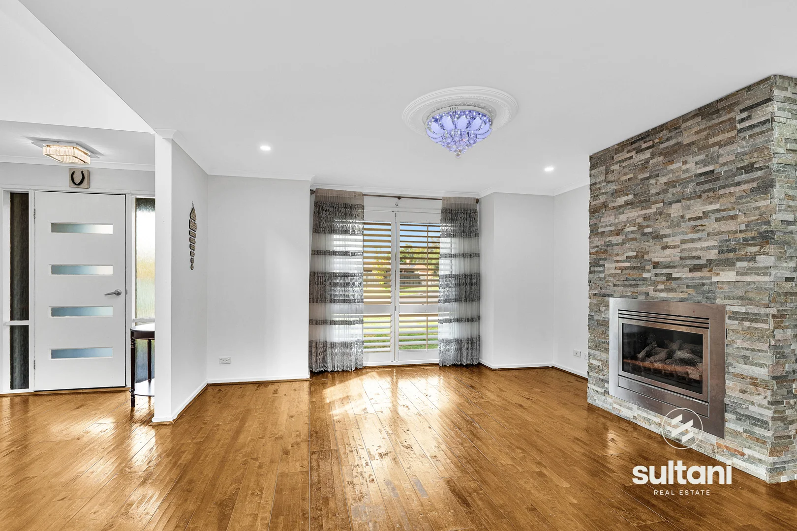 Additional image 2 of 124 Courtney Avenue, Cranbourne North VIC 3977