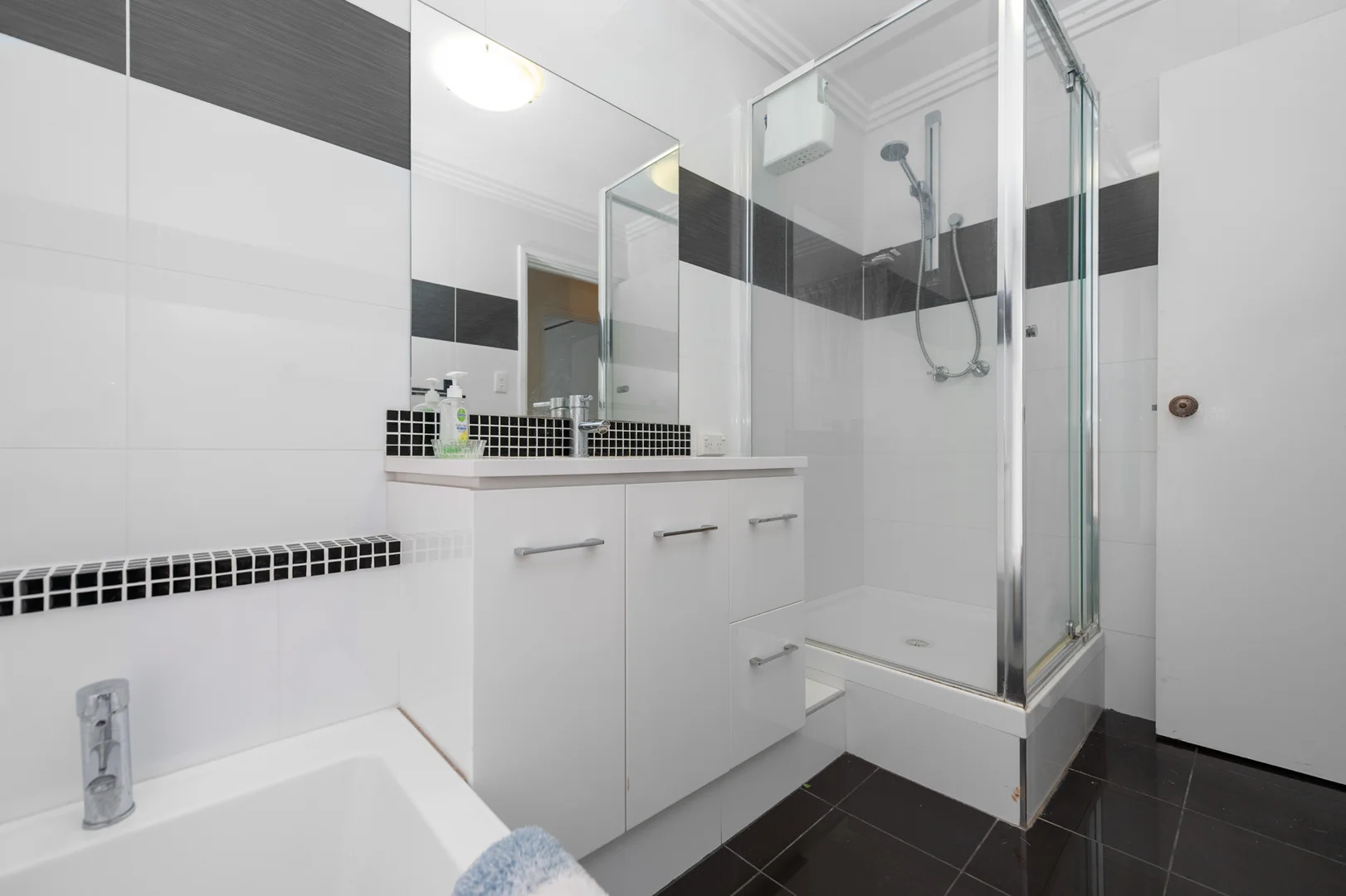 Additional image 18 of 25 Holden Drive, Noranda WA 6062