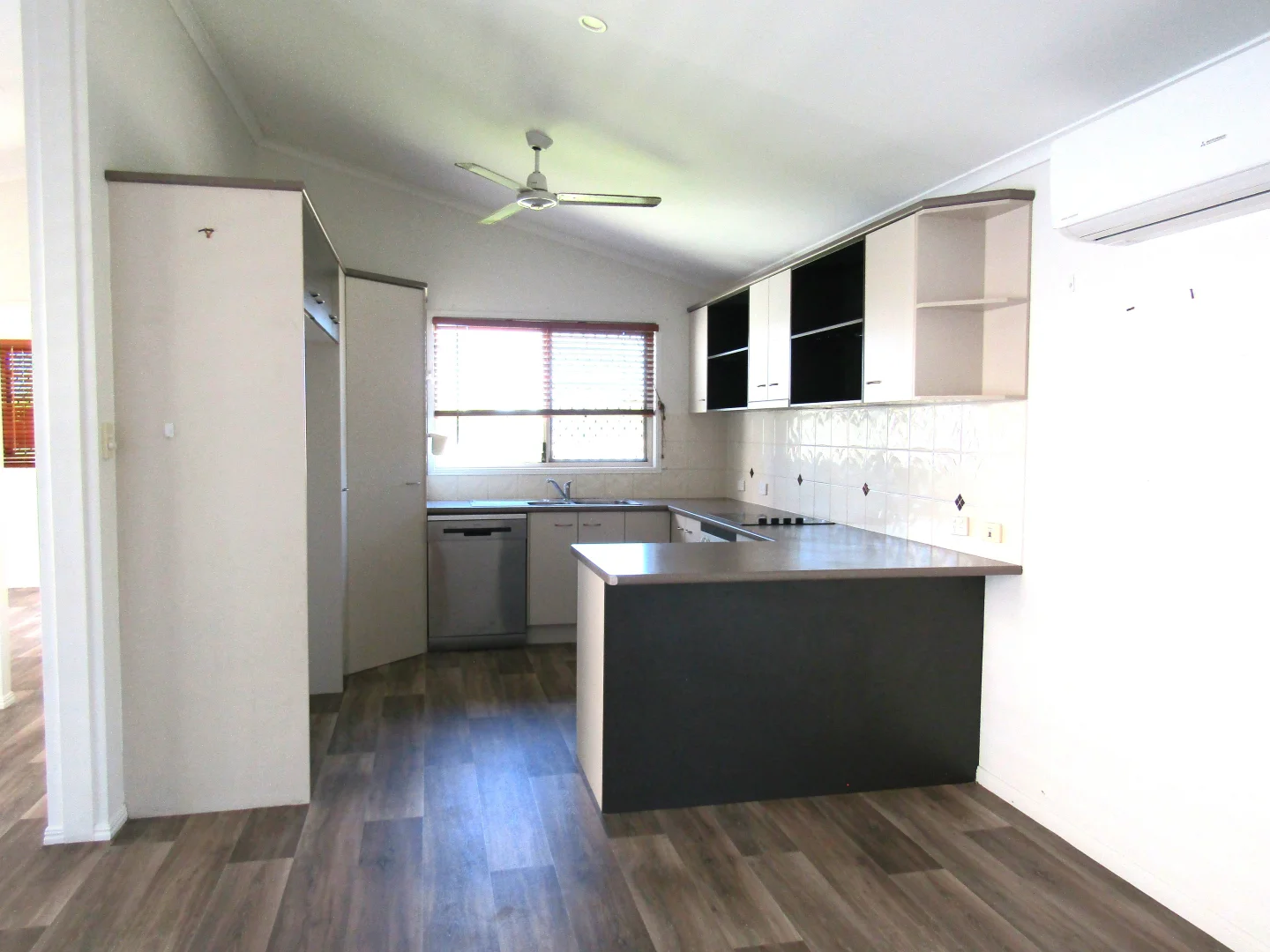 Additional image 7 of 14 Adams Crescent, Blackwater QLD 4717