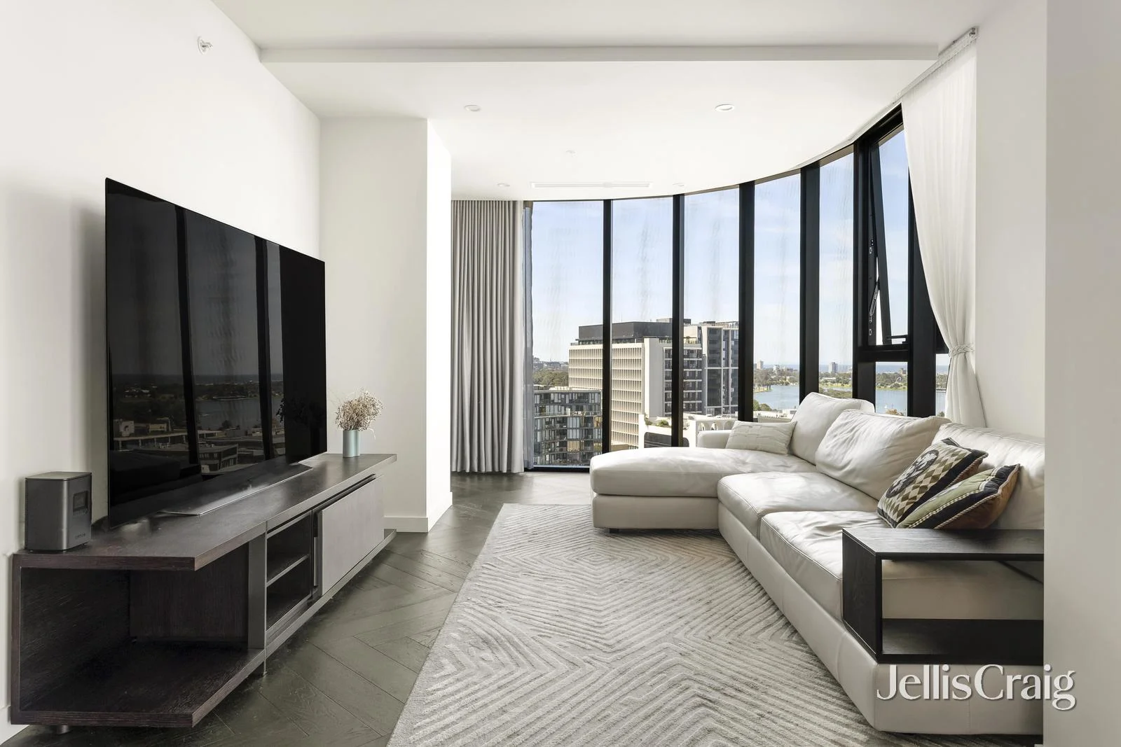 1604/39 Park Street, South Melbourne VIC 3205