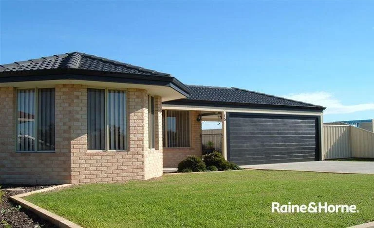 15 O'Keefe Parade, McKail WA 6330