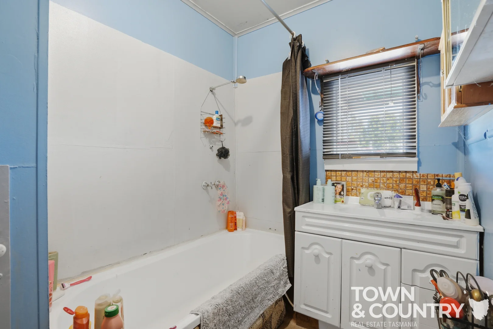 Additional image 8 of 16 Nairana Street, Gravelly Beach TAS 7276