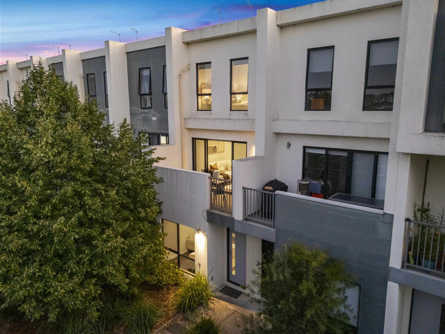 Additional image 3 of 7/17 Edgeware Close, Pakenham VIC 3810