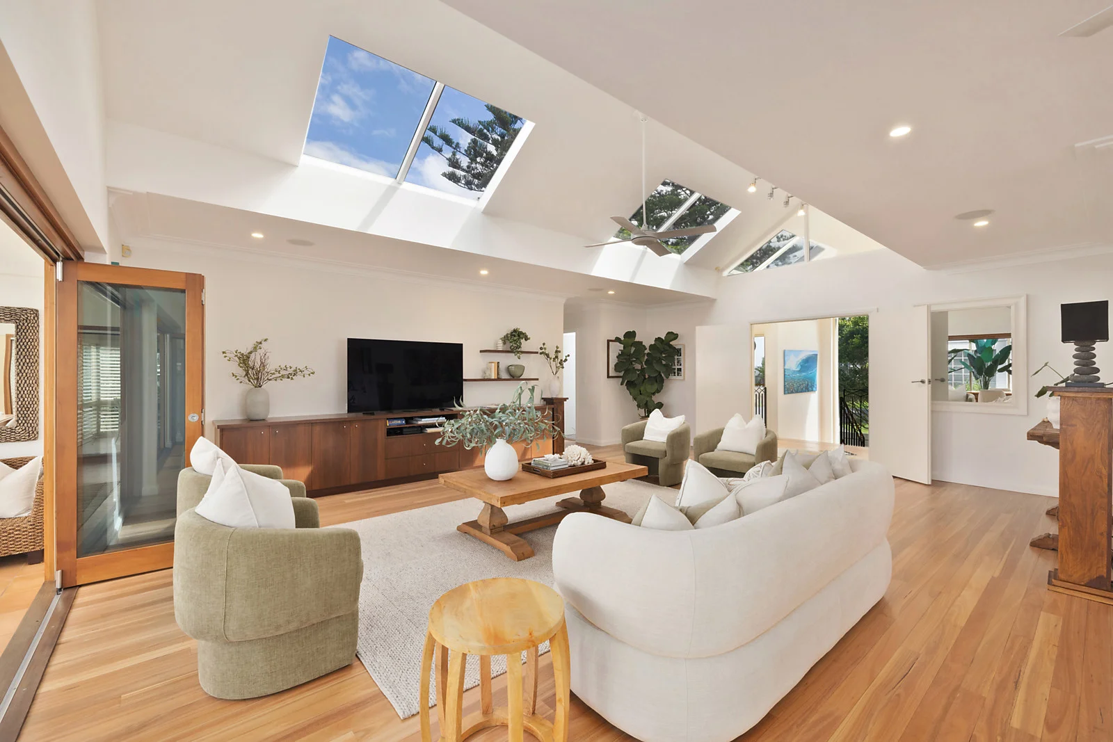 Additional image 3 of 28A Ian Avenue, North Curl Curl NSW 2099