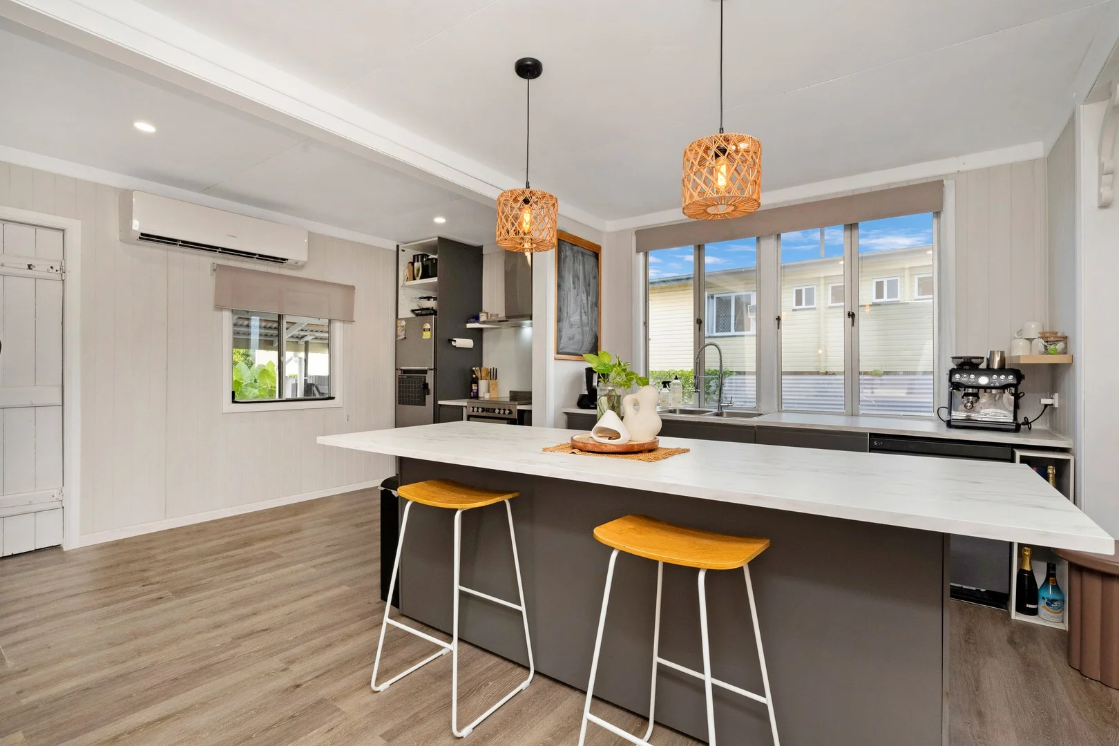 38 Abbott Street, Oonoonba QLD 4811