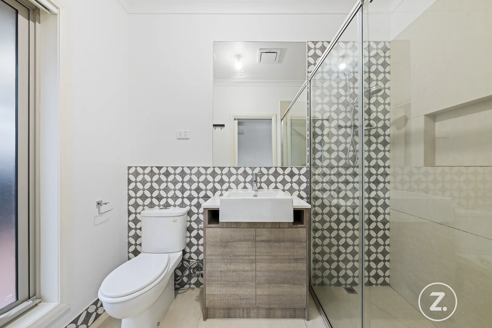 Additional image 10 of 2/23 Oak Avenue, Doveton VIC 3177