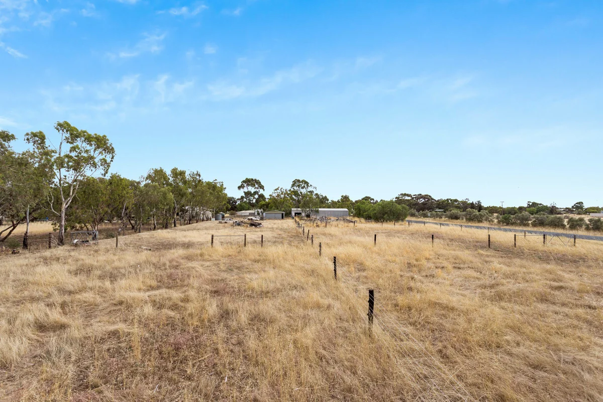 Additional image 2 of 160 Dawkins Road, Lewiston SA 5501