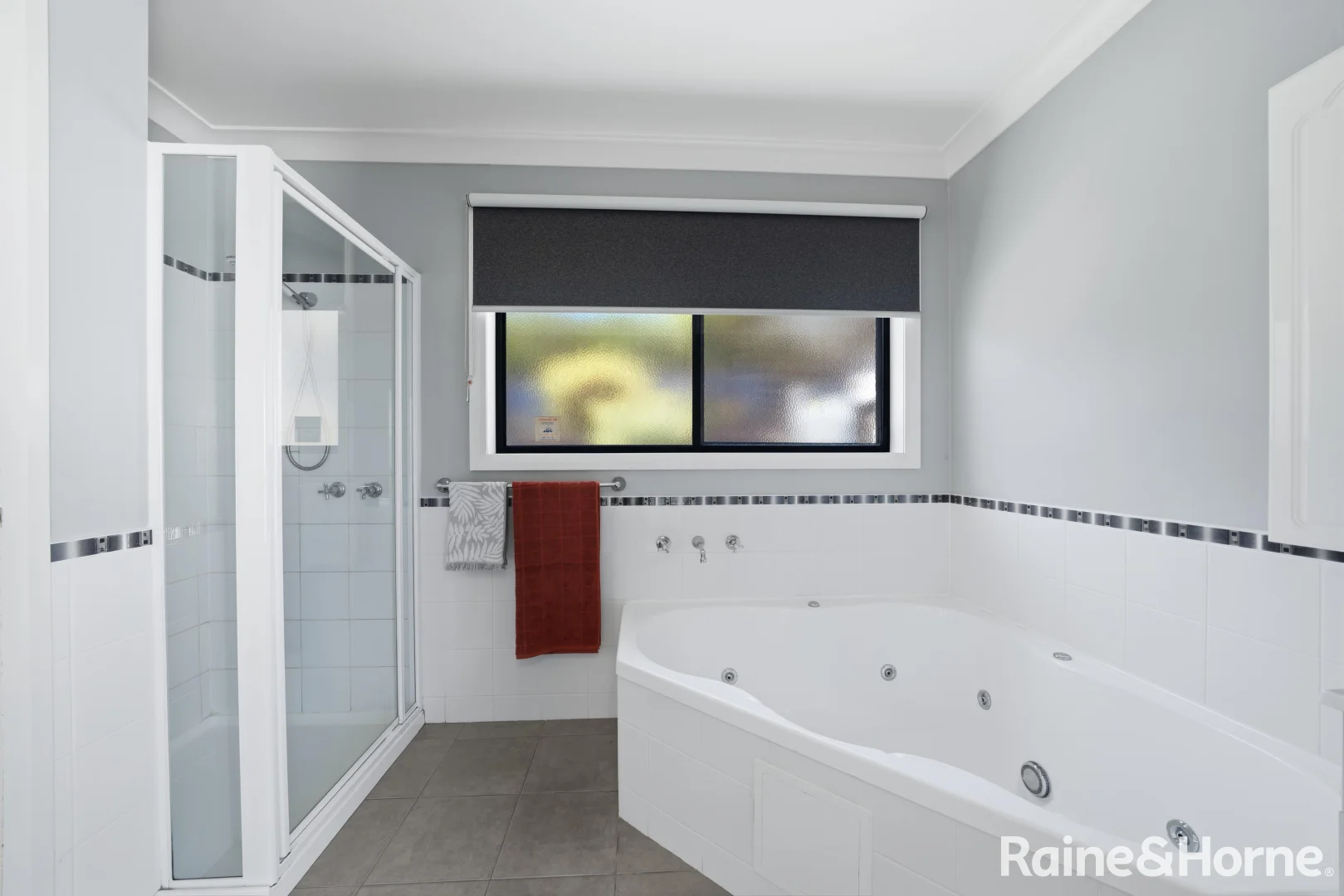 Additional image 26 of 2/654 Oceana Drive, Tranmere TAS 7018