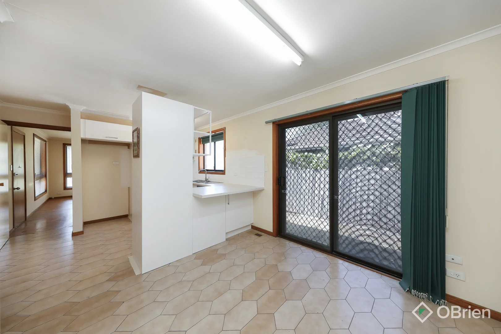 Additional image 5 of 5/41-43 Hutchinson Street, Albion VIC 3020
