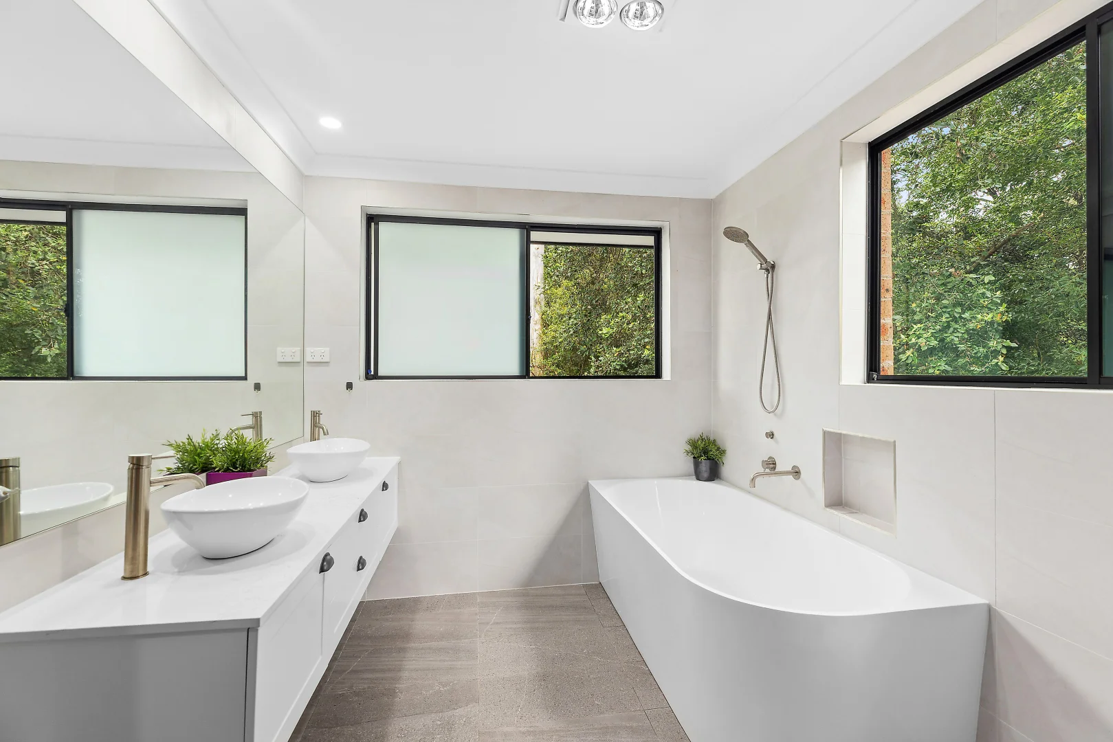 Additional image 5 of 14 Railway Crescent, Lisarow NSW 2250