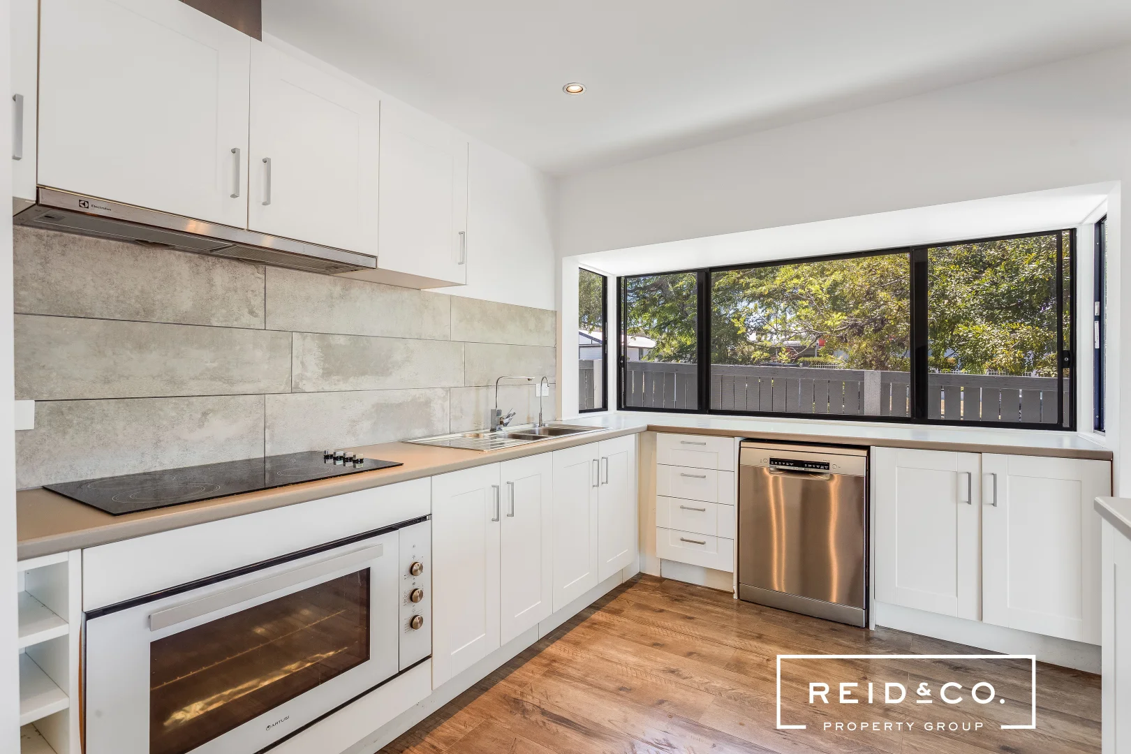 Additional image 7 of 543 Oxley Avenue, Redcliffe QLD 4020