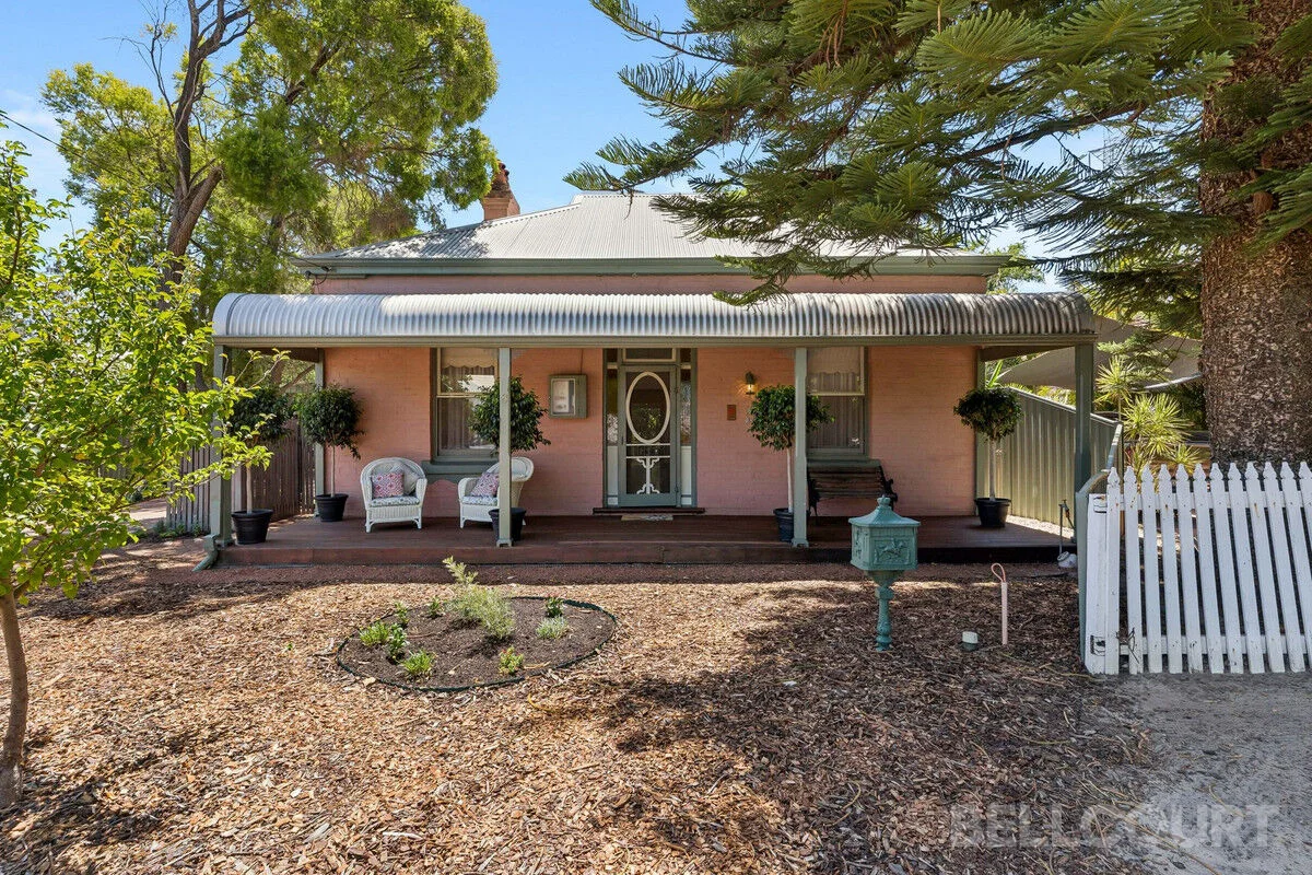 8 Martha Street, Guildford WA 6055