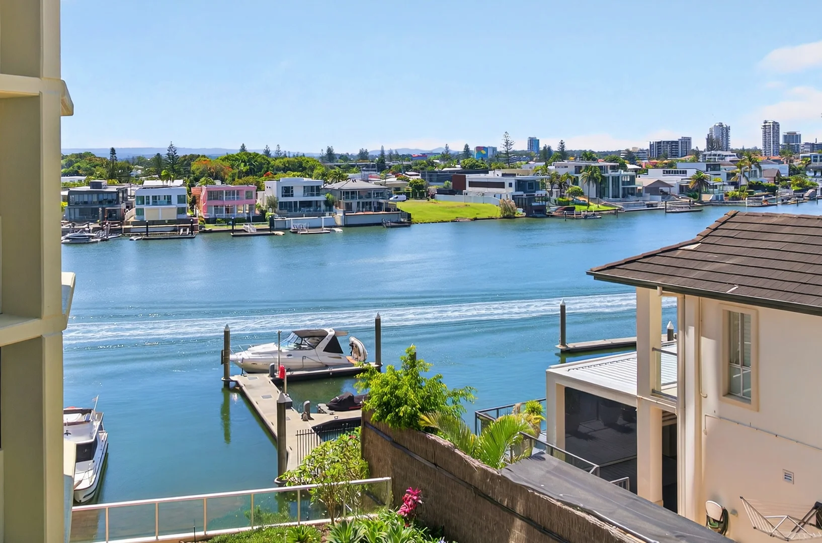 Additional image 2 of 11/2890 Gold Coast Highway, Surfers Paradise QLD 4217