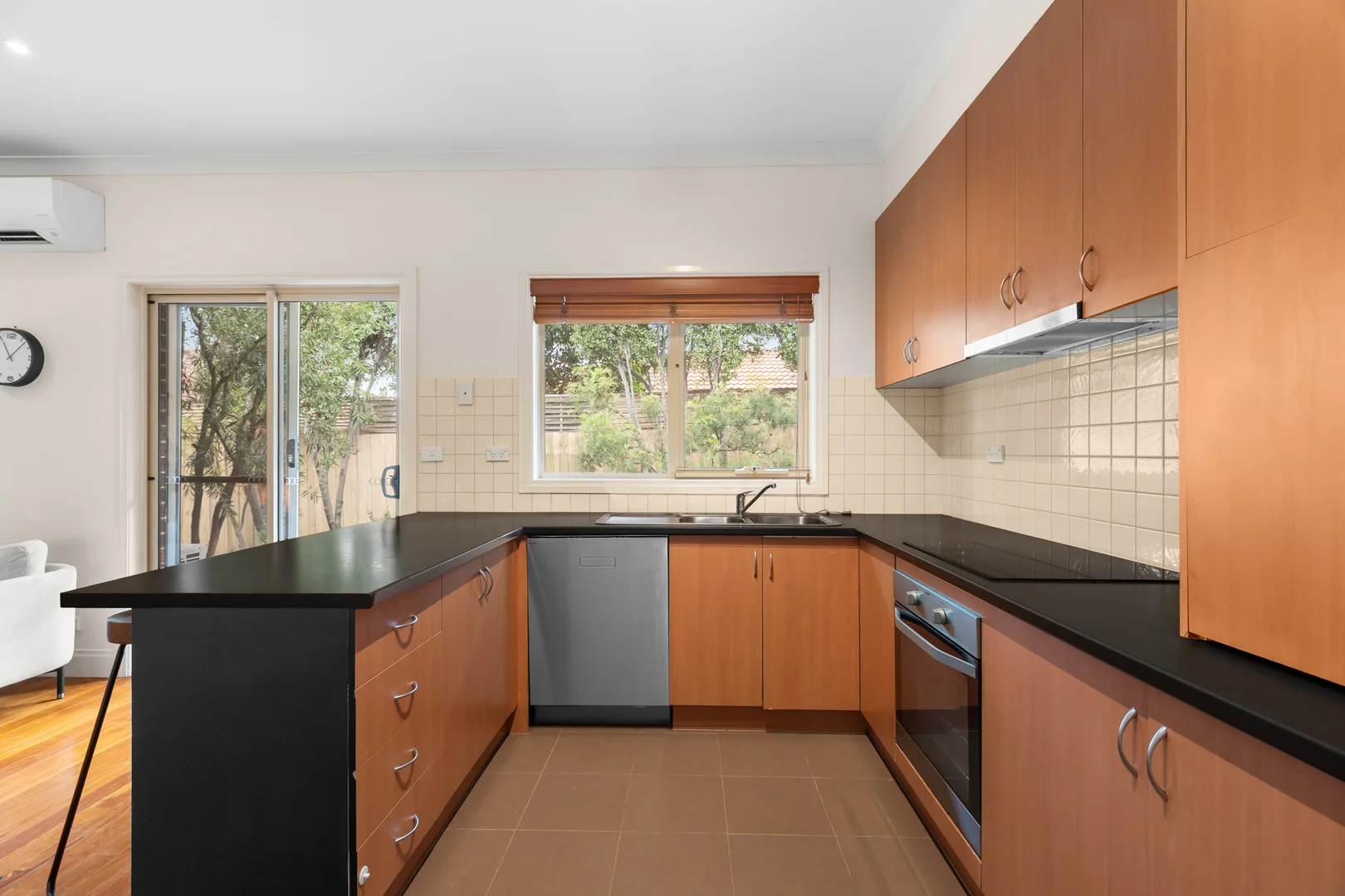 Additional image 4 of 2/1 Inga Street, Oakleigh East VIC 3166