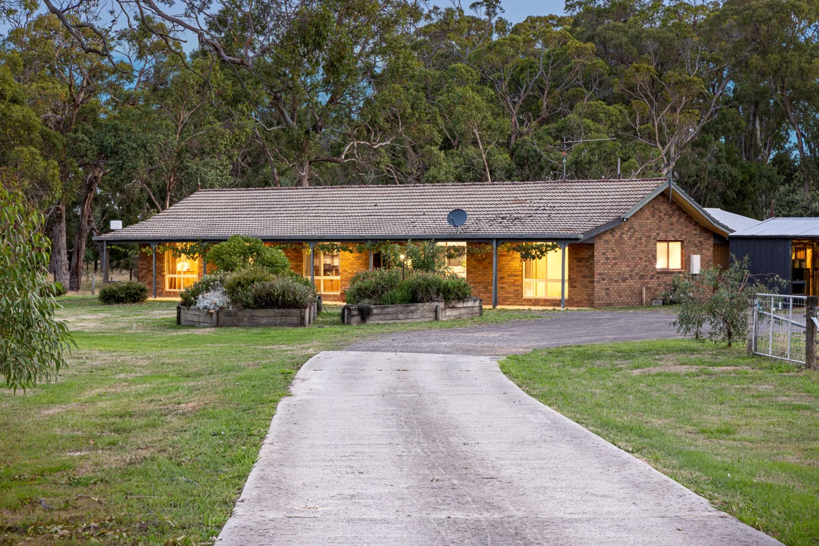 303 Sawmill Road, Springmount VIC 3364