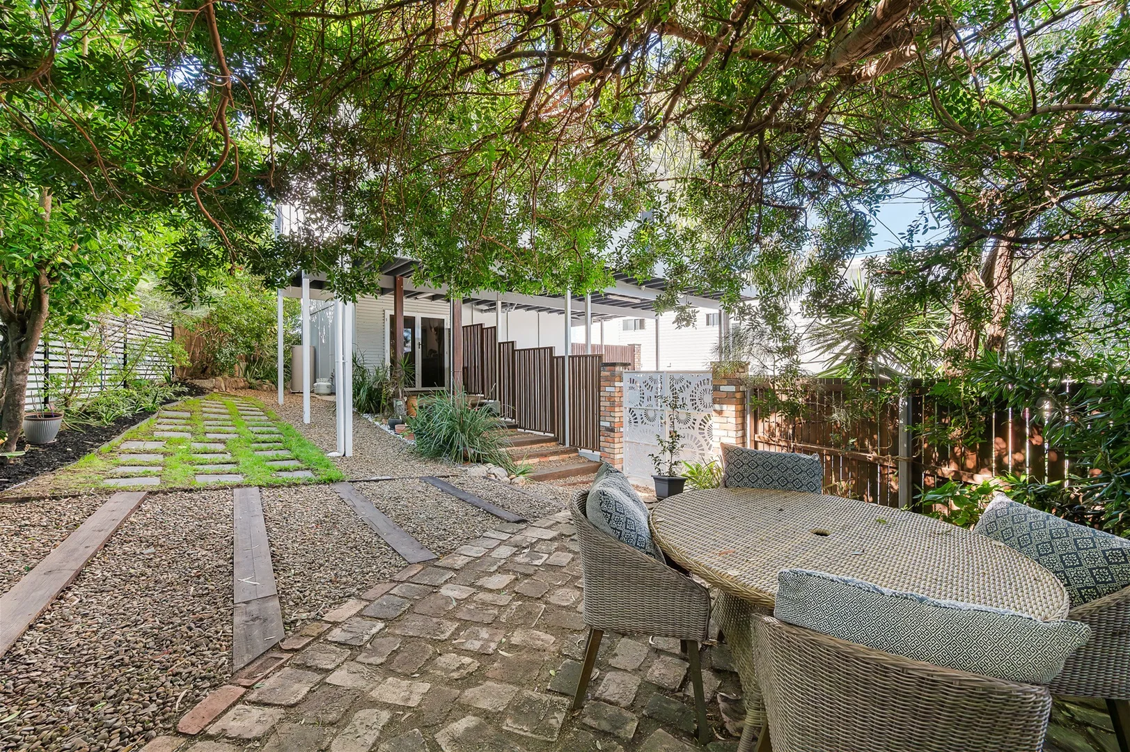 Additional image 18 of 3 Zephyr Street, Tannum Sands QLD 4680