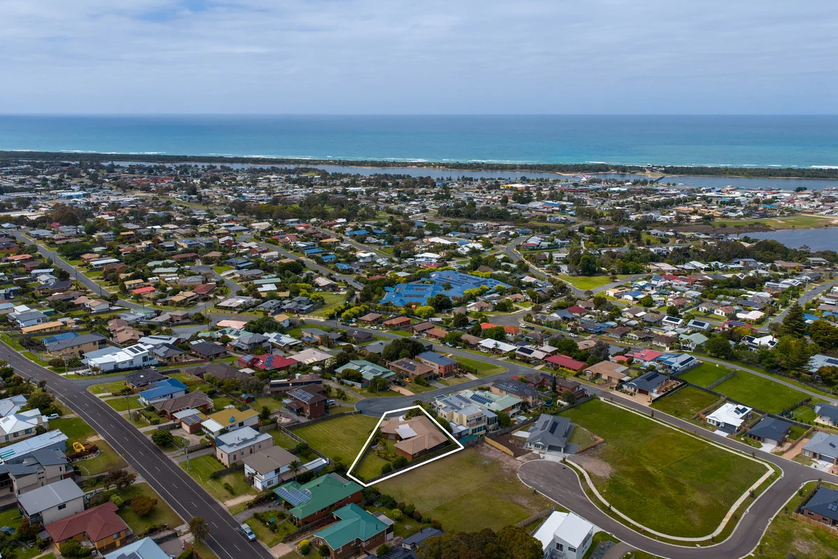 Additional image 27 of 9 Highland Court, Lakes Entrance VIC 3909