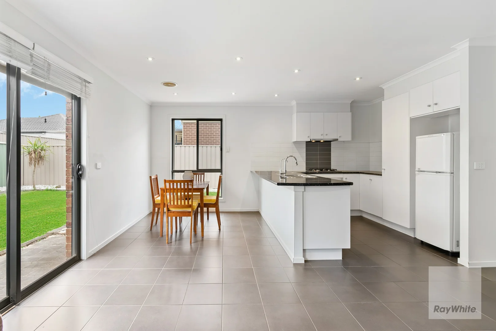 Additional image 6 of 11 Verdon Avenue, Caroline Springs VIC 3023