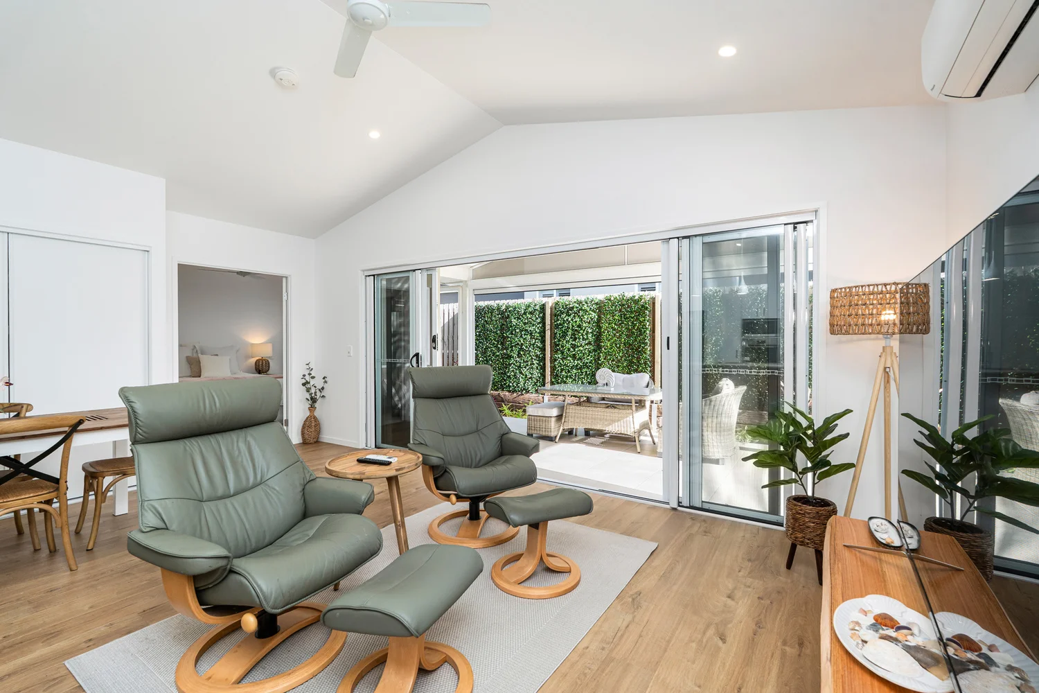 329/2-20 Island View Drive, Urangan QLD 4655