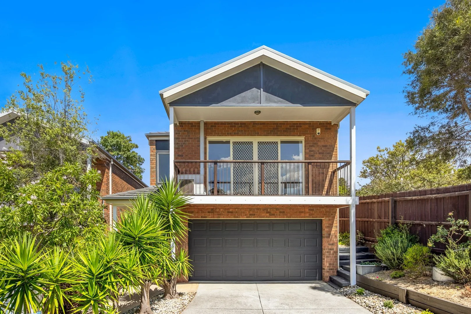 8/143 Barrabool Road, Highton VIC 3216