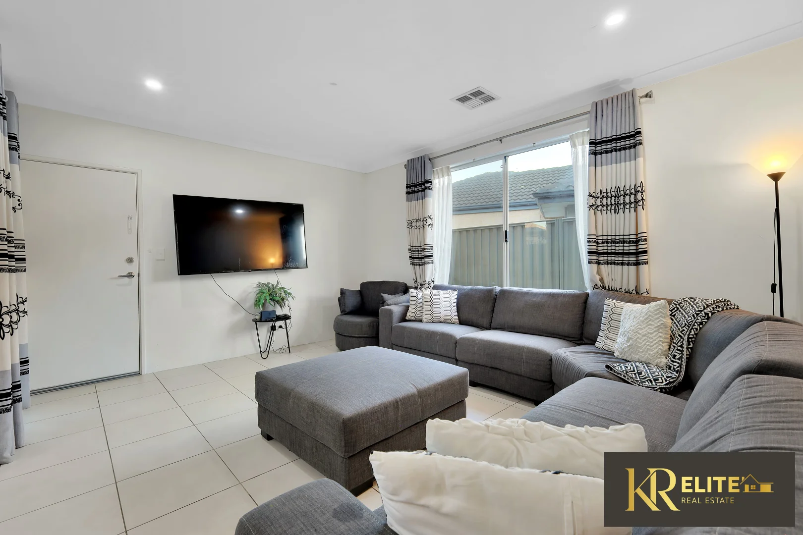 Additional image 4 of 14 Wolfson Way, Piara Waters WA 6112