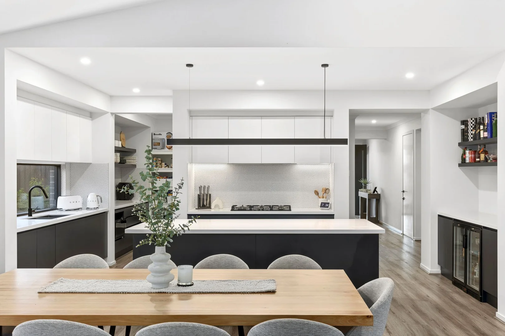 Additional image 9 of 6 Sunlight Circuit, Lara VIC 3212