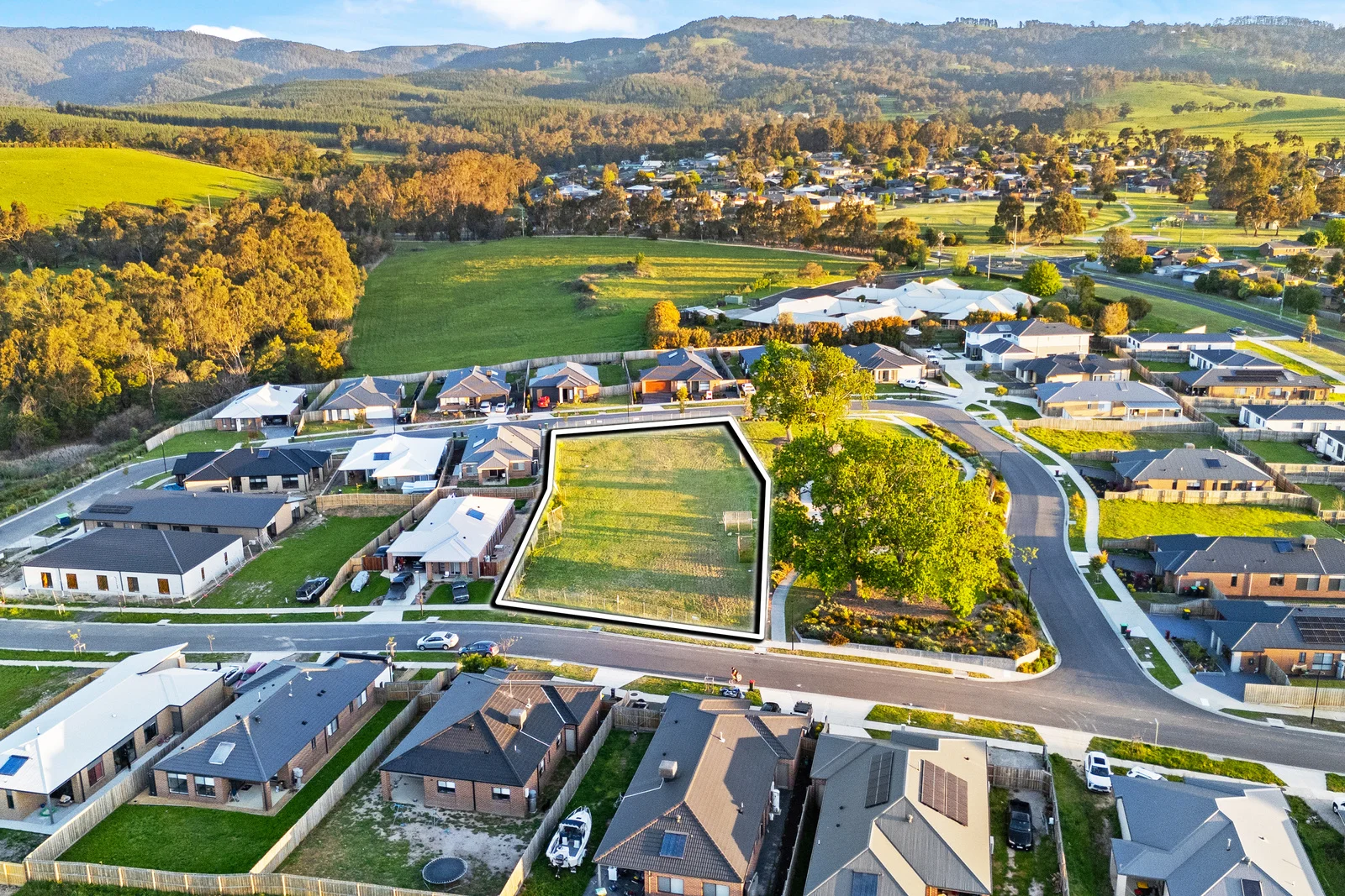 Additional image 12 of 14 Oakhill Terrace, Churchill VIC 3842